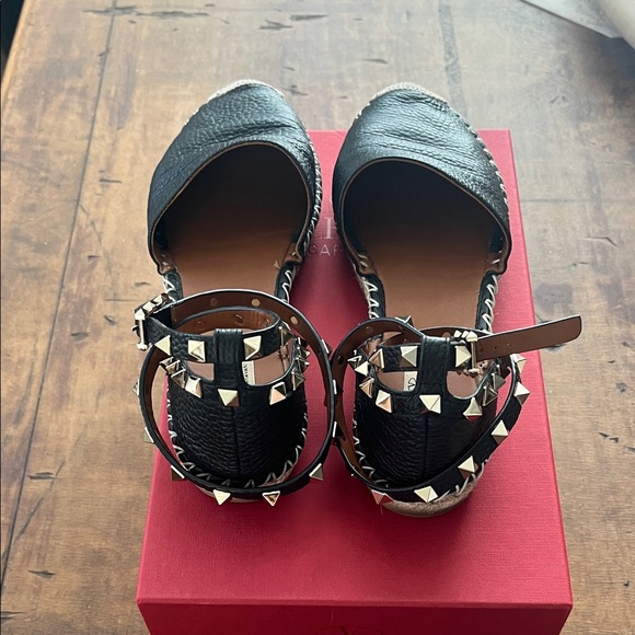 Valentino Black and Cream Espadrille Flats - Picture 3 of 4